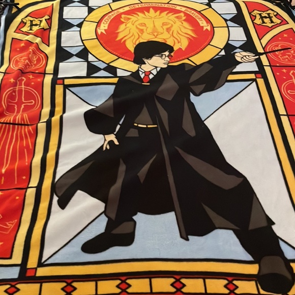Harry Potter Fleece Blanket With Fringe - Picture 2 of 6